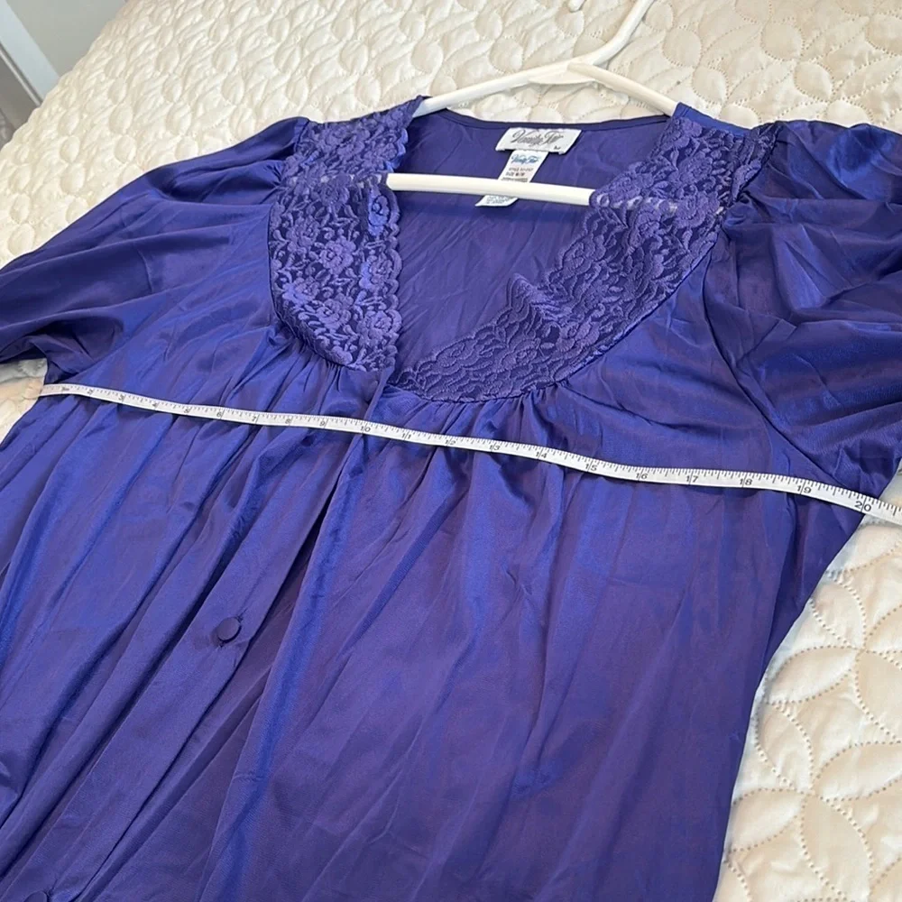 Vanity Fair Vintage Purple Lace-Trimmed Nightgown Robe Size Medium